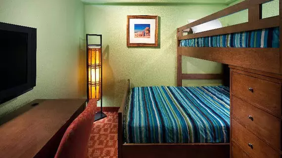 Fairfield Inn & Suites Orlando Lake Buena Vista in the Marriott Village | Florida - Orlando (ve civarı) - International Drive South Turizm Bölgesi