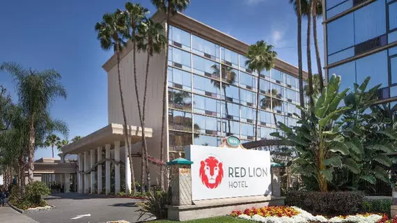 Red Lion Hotel Anaheim | Kaliforniya - Orange County - Anaheim - Anaheim Resort