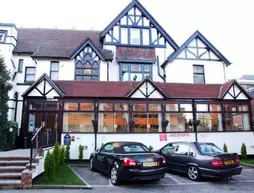 The Amblehurst Hotel | Manchester (ve civarı) - Trafford - Sale