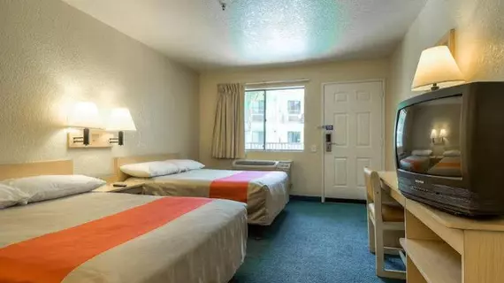 Motel 6 Anaheim Buena Park | Kaliforniya - Orange County - Anaheim