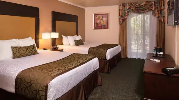 Best Western Airport Albuquerque InnSuites Hotel & Suites | New Mexico - Albuquerque (ve civarı) - Albuquerque