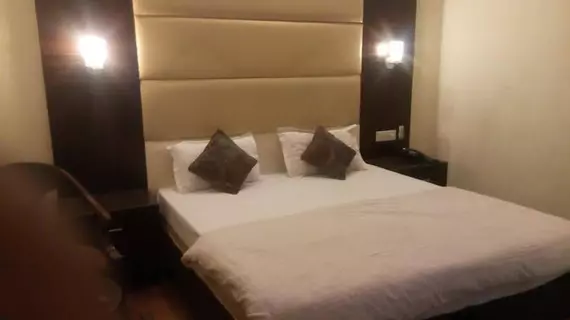 Hotel Arihant Inn | Batı Delhi - Ulusal Eyalet Başkenti Delhi - Delhi (ve civarı) - Yeni Delhi - Karol Bagh