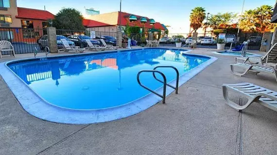 Comfort Inn and Suites | Kaliforniya - Los Angeles County - Bell Gardens