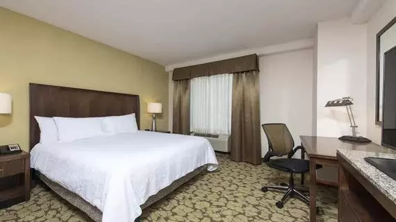 Hilton Garden Inn Louisville Downtown | Kentucky - Louisville (ve civarı) - Louisville - West Main Tarihi Bölgesi - Louisville Merkezi