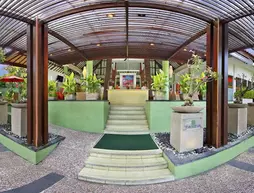 HARRIS HOTEL TUBAN | Bali - Kuta - Tuban