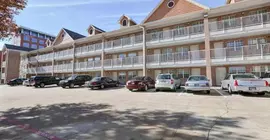 Quality Inn and Suites | Teksas - Dallas (ve civarı) - Plano