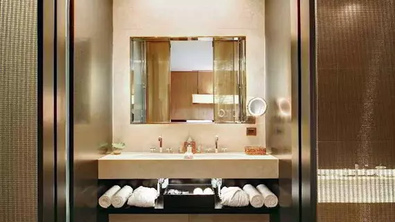 Bulgari Hotels & Resorts Milano | Lombardy - Milano (ve civarı) - Milano - Centro Storico