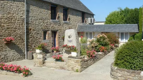 Inter-Hotel Le Lion D'or | Brittany - Ille-et-Vilaine - Saint-Brice-en-Cogles