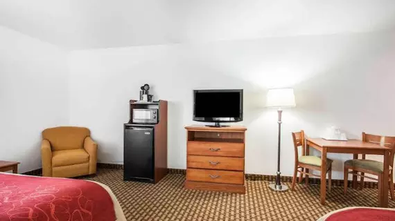 Comfort Inn Willow Springs | Missouri - West Plains (ve civarı) - Willow Springs