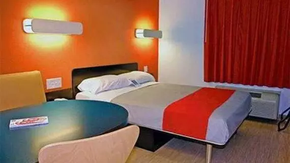 Motel 6 Austin Central - North | Teksas - Austin (ve civarı) - Austin