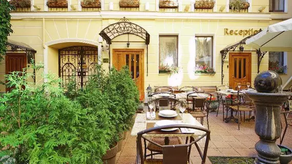 Helvetia Hotel | Leningrad Bölgesi - St. Petersburg (ve civarı) - St. Petersburg - Tsentralny