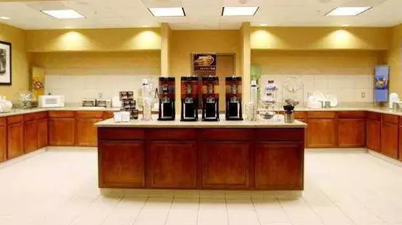 Hampton Inn & Suites Palmdale | Kaliforniya - Los Angeles County - Palmdale