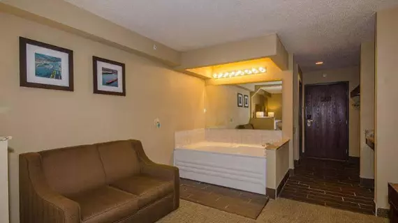 COMFORT INN | Michigan - Sault Ste. Marie