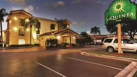 La Quinta Inn Miami Airport North | Florida - Miami (ve civarı) - Miami