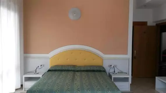 Hotel Garda Bellevue | Lombardy - Brescia (il) - Limone sul Garda