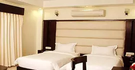 Hotel Meridian Plaza | Batı Delhi - Ulusal Eyalet Başkenti Delhi - Delhi (ve civarı) - Yeni Delhi - Greater Kailash