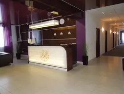 Aura Hotel