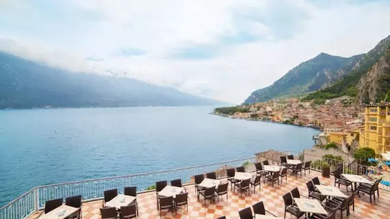 Hotel Splendid Palace | Lombardy - Brescia (il) - Limone sul Garda