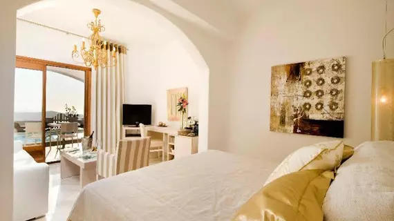 Gold Suites | Ege Adaları - Santorini