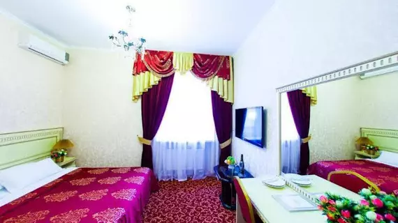 Valencia Hotel | Krasnodar Krayı - Krasnodar