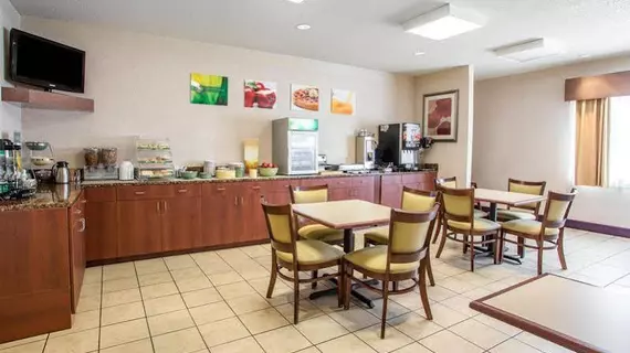 Quality Inn Merrillville | Indiana - Merrillville