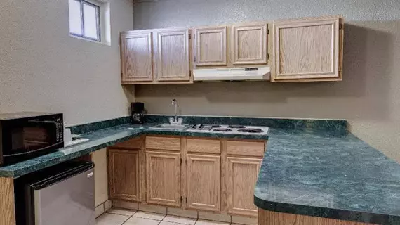 Quality Inn & Suites El Paso | Teksas - El Paso (ve civarı) - El Paso