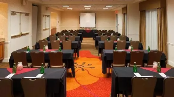 Hilton Garden Inn Atlanta Perimeter Center | Georgia - Atlanta (ve civarı) - Atlanta