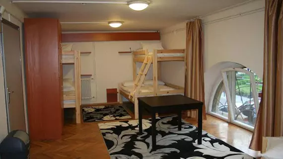 Walking Bed Budapest Hostel | Pest County - Budapeşte (ve civarı) - Budapeşte Kent Merkezi - Budapeşte İç Kent Bölgesi