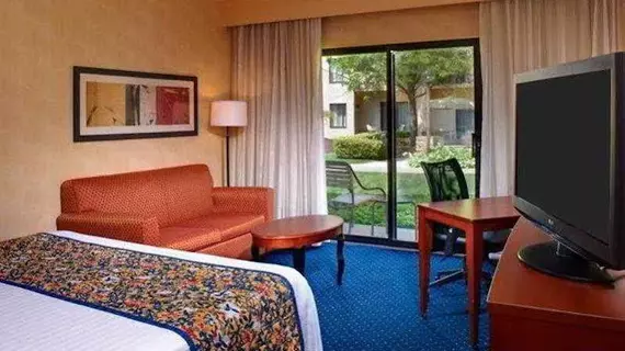 Courtyard by Marriott Detroit Metropolitan Airport Romulus | Michigan - Detroit (ve civarı) - Romulus