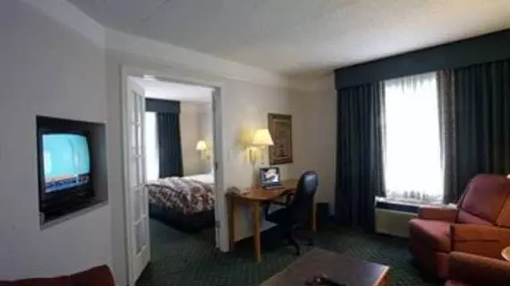 La Quinta Inn & Suites Dallas Arlington South | Teksas - Dallas (ve civarı) - Arlington