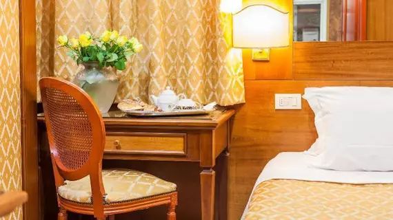 Madison Hotel | Lazio - Roma (ve civarı) - Roma Kent Merkezi - Rione XVIII Castro Pretorio