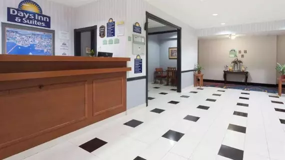 Days Inn & Suites Cambridge | Maryland - Cambridge