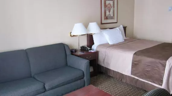 Travelodge Hotel & Convention Center | Ontario - Ottawa (ve civarı) - Ottawa