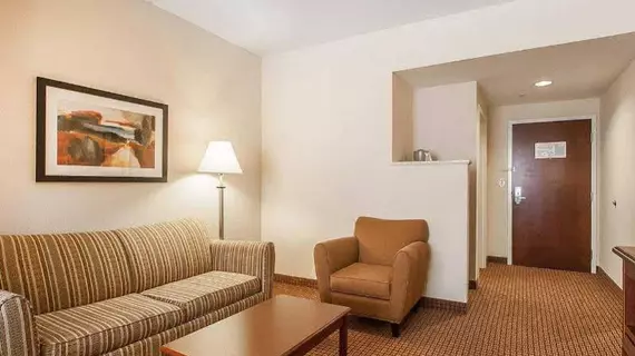 Comfort Inn & Suites Atoka | Tennessee - Memphis (ve civarı) - Atoka