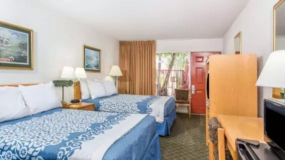 Days Inn West Palm Beach | Florida - Palm Beach - Batı Palm Beach (ve civarı) - West Palm Beach