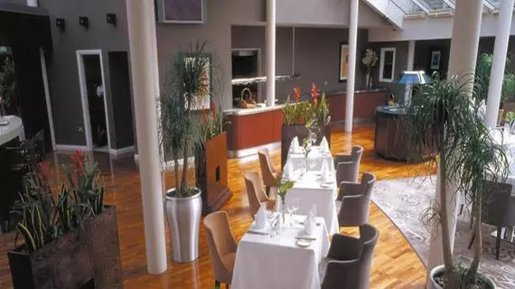 Alona Hotel | İskoçya - Lanarkshire - Bellshill