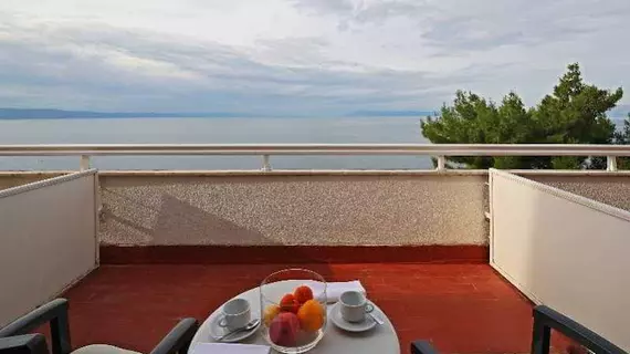 Hotel Minerva | Split-Dalmaçya - Podgora