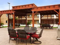 Days Inn & Suites Houston North/spring | Teksas - Houston (ve civarı) - Houston