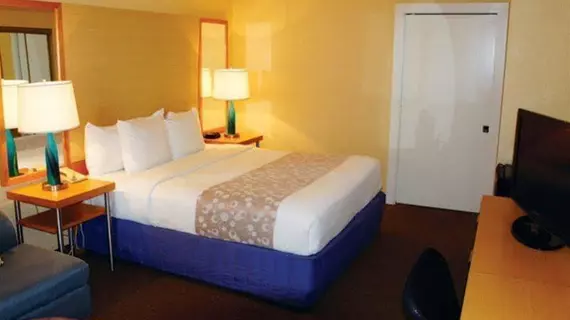 La Quinta Inn & Suites by Wyndham Ft. Myers-Sanibel Gateway | Florida - Fort Myers (ve civarı) - Fort Myers