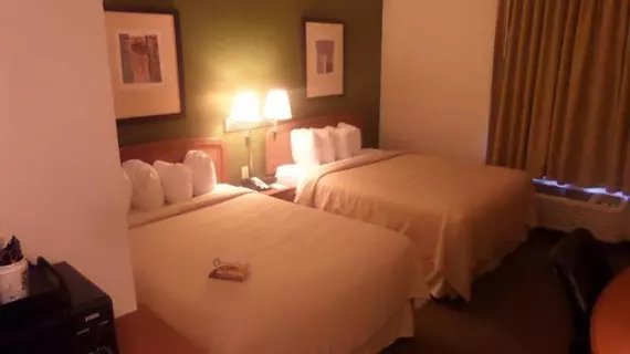 Quality Inn & Suites | Louisiana - Lake Charles (ve civarı) - Lake Charles