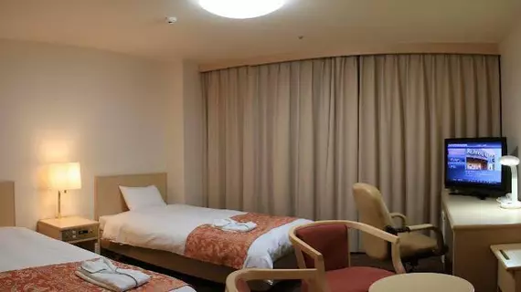 Richmond Hotel Naha Kumoji | Okinava (idari bölge) - Kunigami - Okinawa (ve civarı) - Naha - Naha City Centre