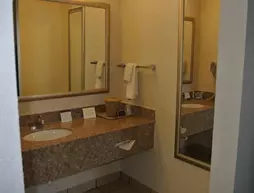 Quality Inn Charleston | Missouri - Sikeston (ve civarı) - Charleston