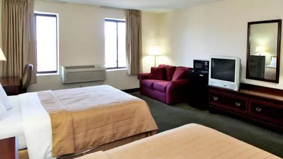 Quality Inn Waynesboro | Virginia - Staunton (ve civarı) - Waynesboro