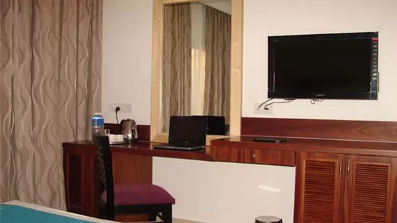 Meenal Hotel | Karnataka - Bengaluru (ve civarı) - Bengaluru - Bangalor Şehir Merkezi