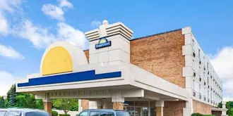 Days Inn Livonia