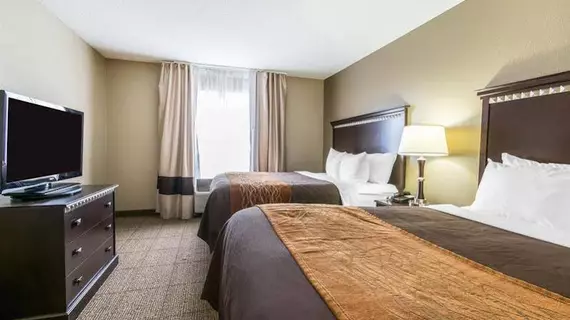 Comfort Inn & Suites Airport and Expo | Kentucky - Louisville (ve civarı) - Louisville