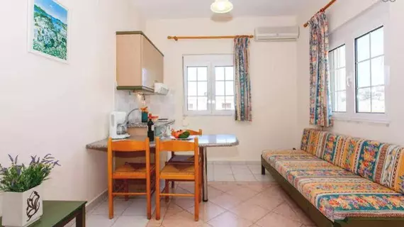 Zorbas Apartments | Girit Adası - Hanya (bölge) - Apokoronas - Georgioupolis