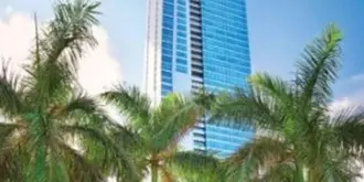 Four Seasons Hotel Miami