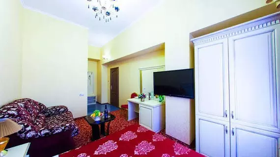 Valencia Hotel | Krasnodar Krayı - Krasnodar