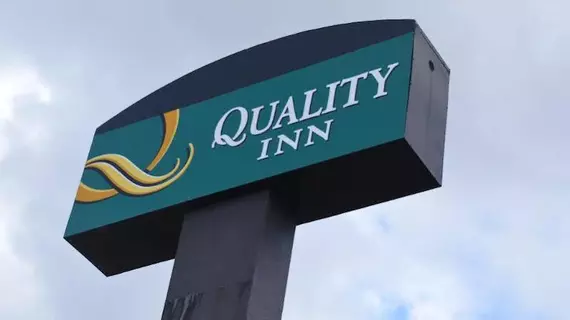 Quality Inn Tigard Portland | Oregon - Portland (ve civarı) - Tigard